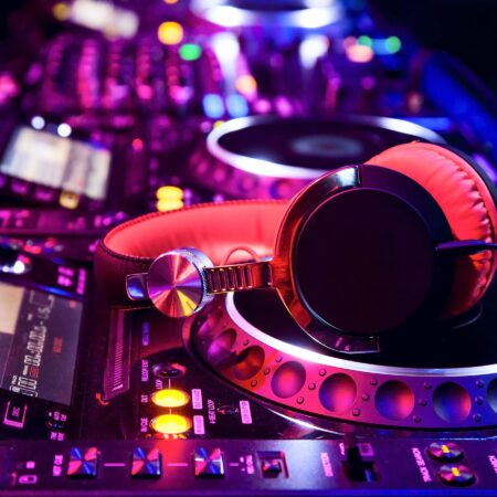Ich brauche einen DJ-Kopfhörer – was muss ich beachten?