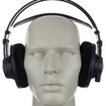 AKG K702