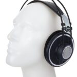 AKG K702
