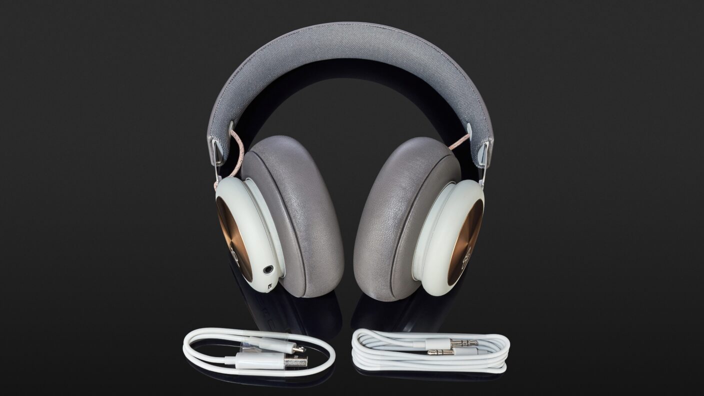 B&O PLAY by Bang & Olufsen Beoplay H4