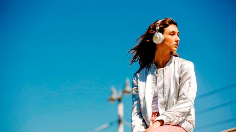HouseOfMarley_PositiveVibration2BT_Silver_Model