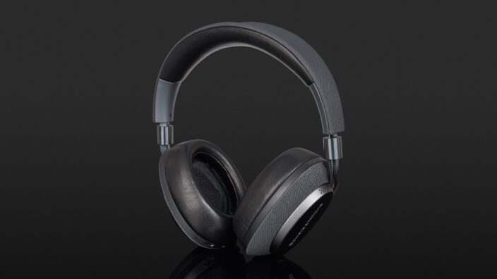 Bowers & Wilkins PX