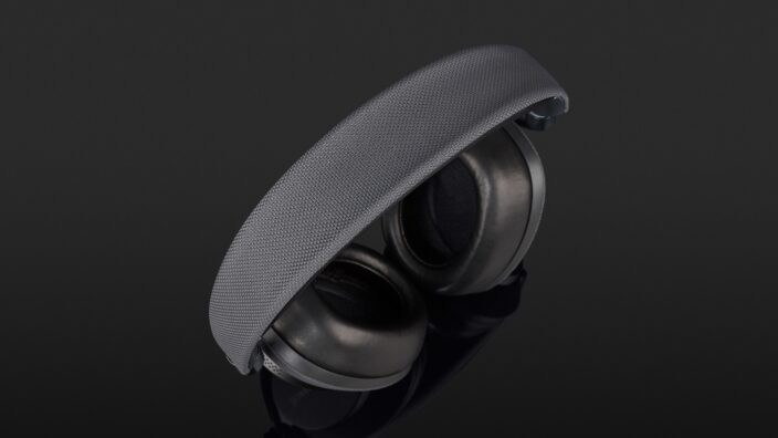 Bowers & Wilkins PX