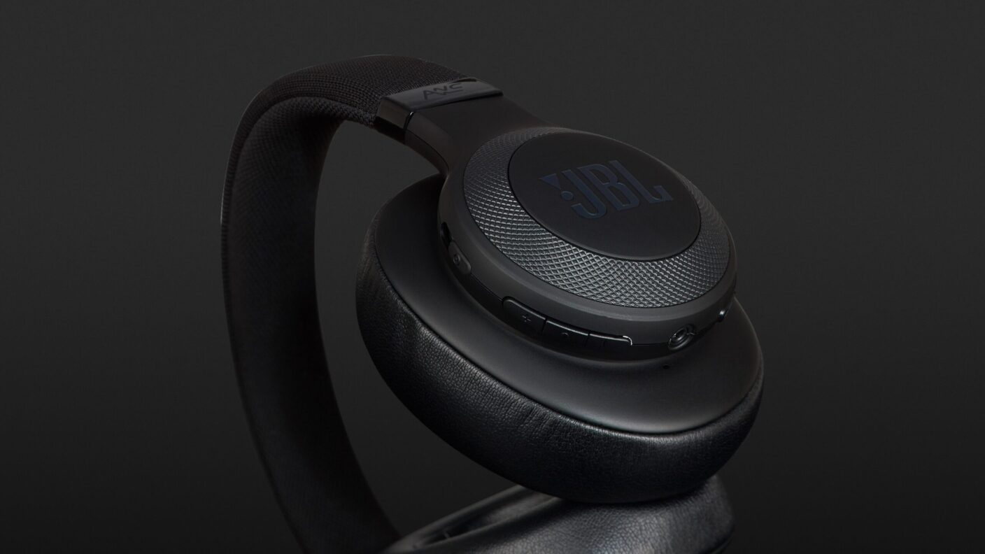 JBL E65BTNC