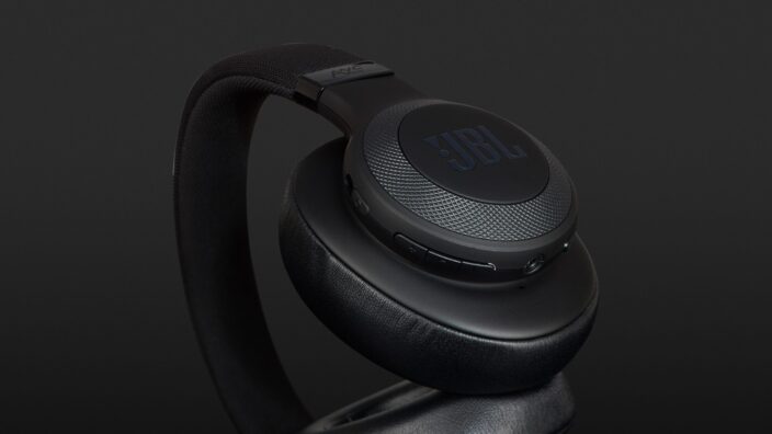 JBL E65BTNC
