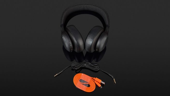 JBL E65BTNC