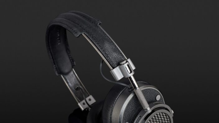 Master & Dynamic MH40