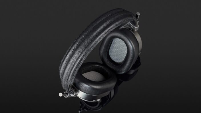 Master & Dynamic MH40