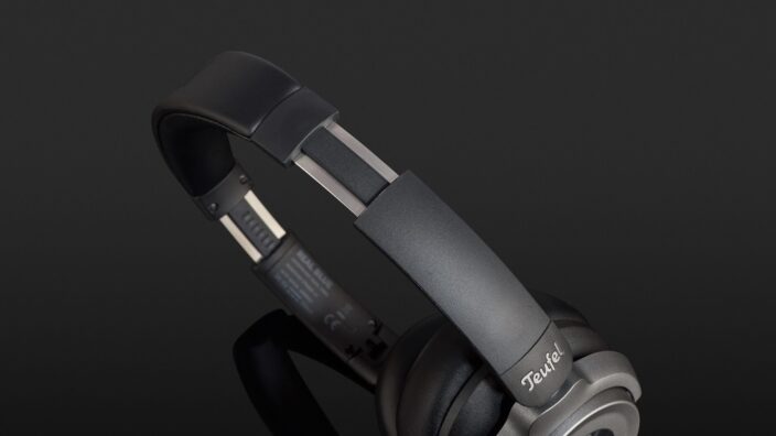 Teufel Real Blue