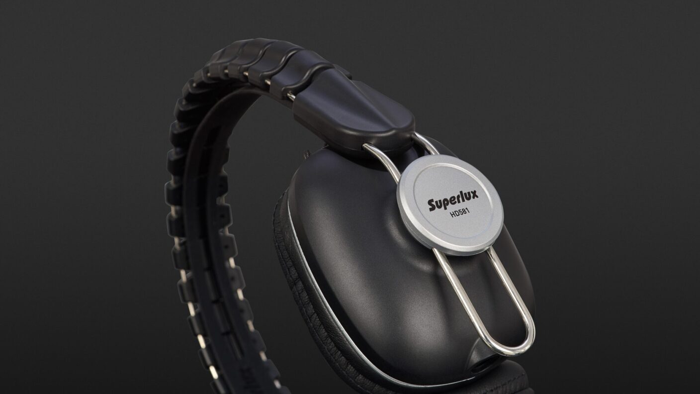 Superlux HD581
