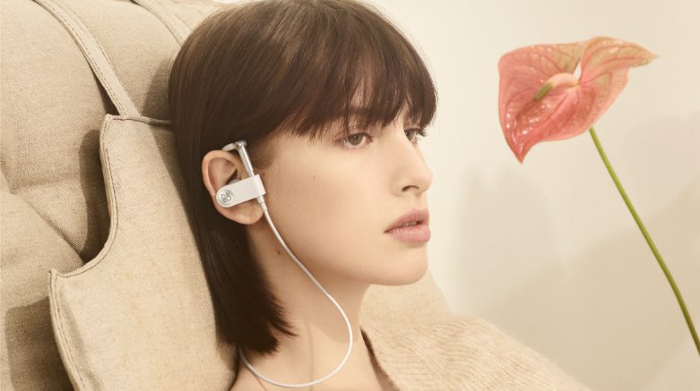 B&O Play Earset