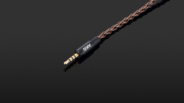 AKG N5005