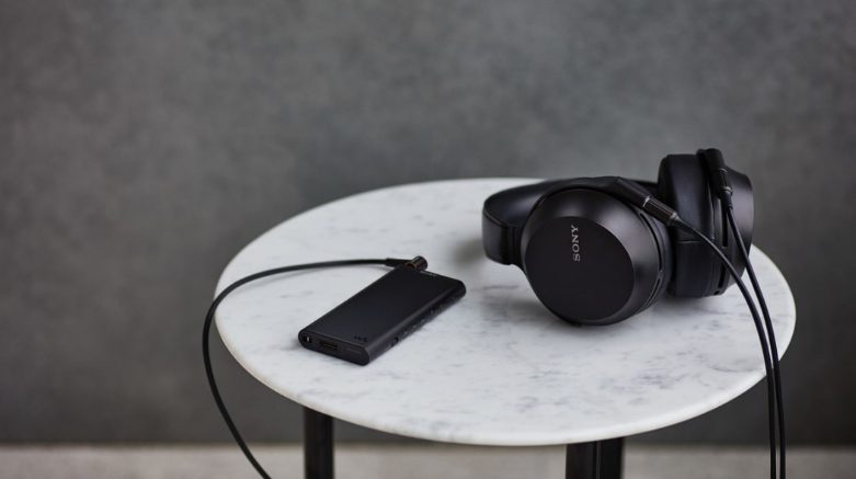 Sony MDR-Z7M2