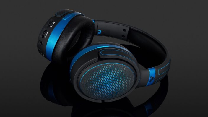Audeze Mobius