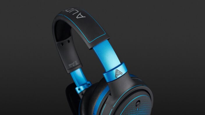 Audeze Mobius