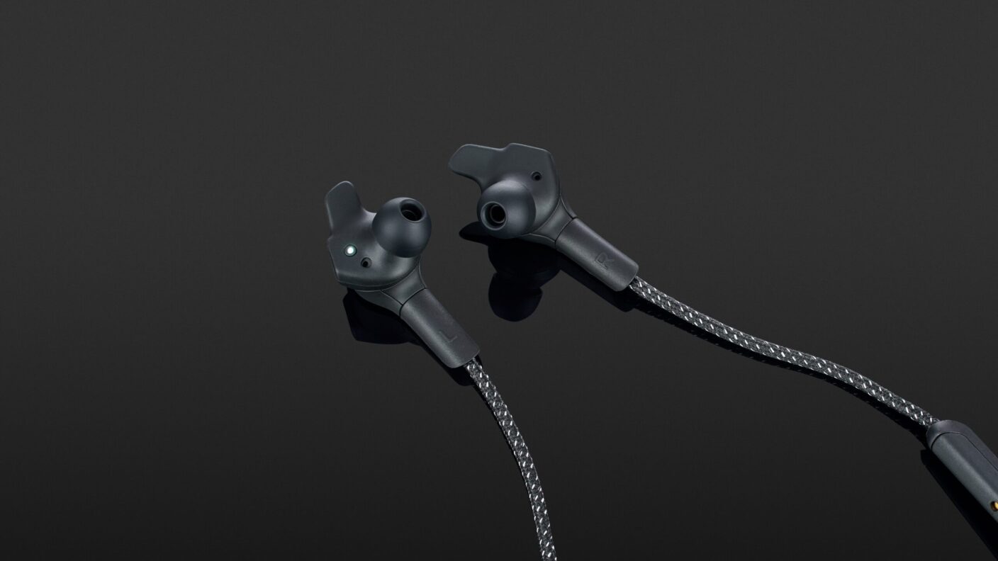 B&O Play Beoplay E6