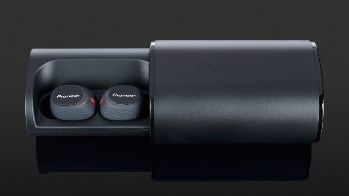 Pioneer SE-C8TW