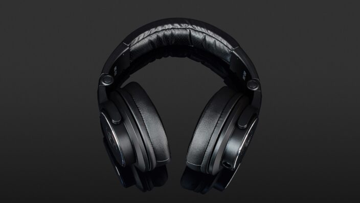 Mackie MC-150