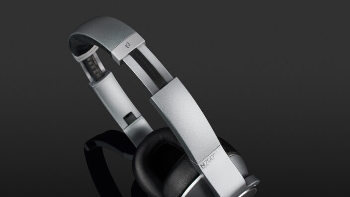 AKG N700NC