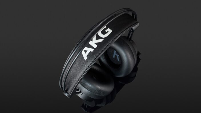 AKG K175