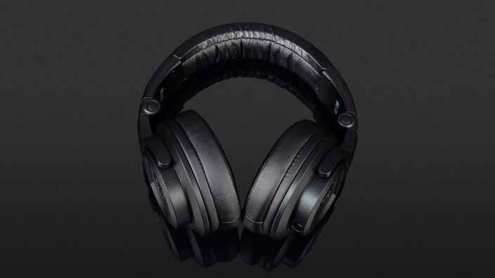Mackie MC-250