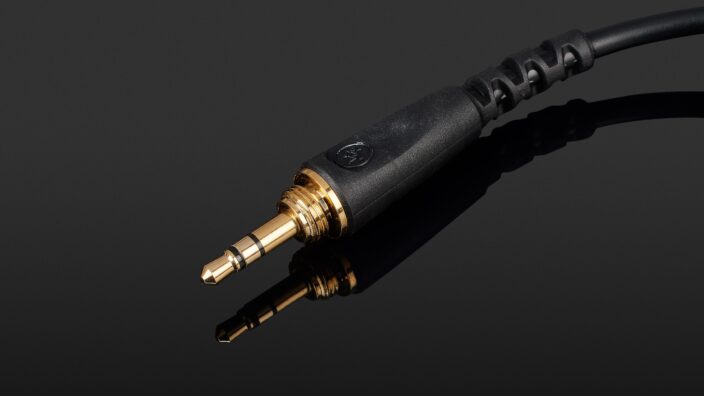 Mackie MC-250