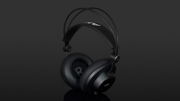 AKG K275