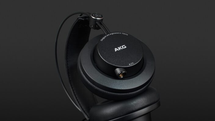 AKG K275
