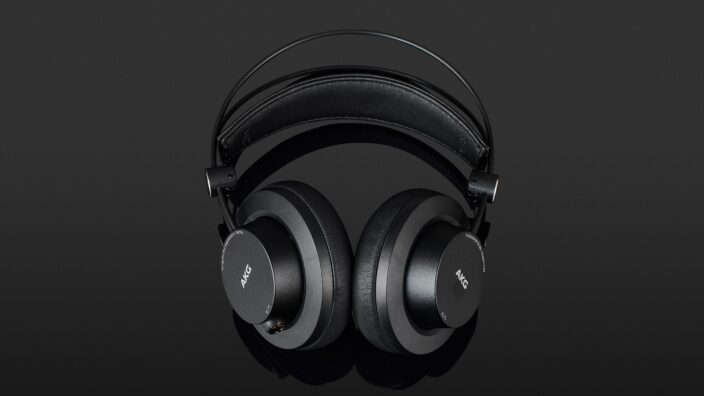 AKG K275