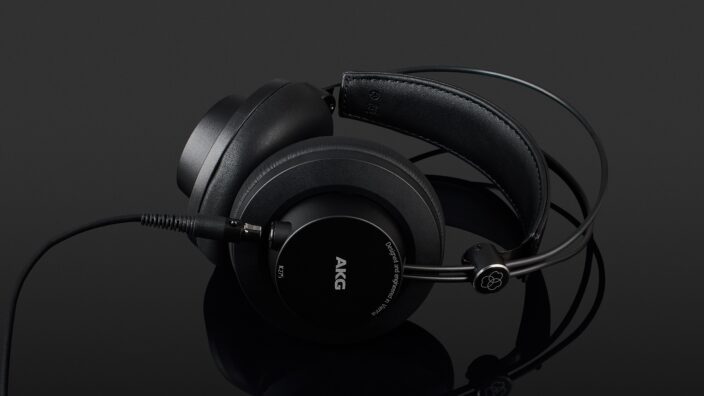 AKG K275