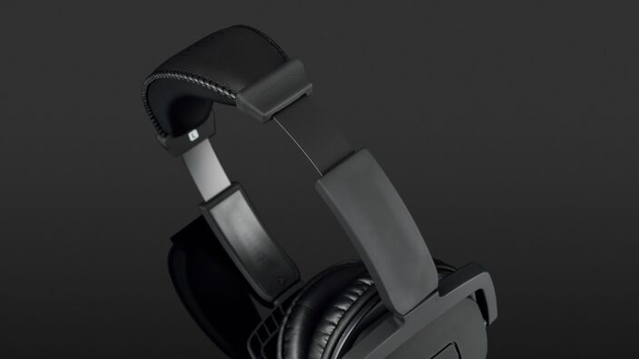 Fostex TH7