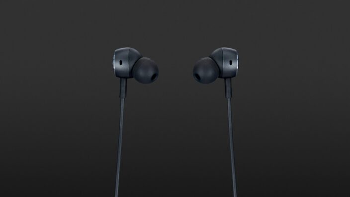 AKG Y100