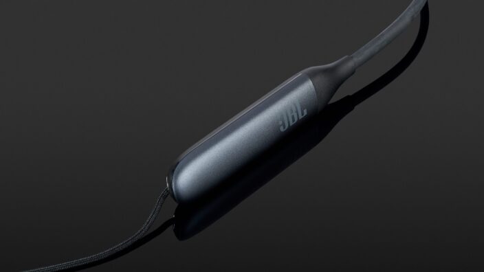 JBL Live 220BT