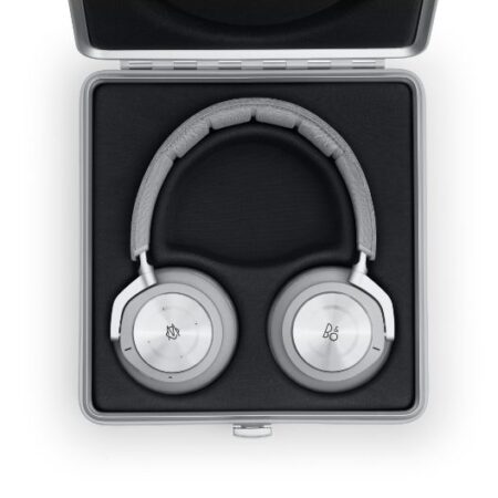 RIMOWA x Bang & Olufsen