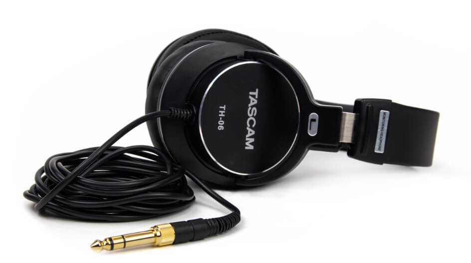 Tascam TH-06 Bass XL