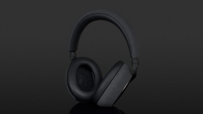 Bowers & Wilkins PX7