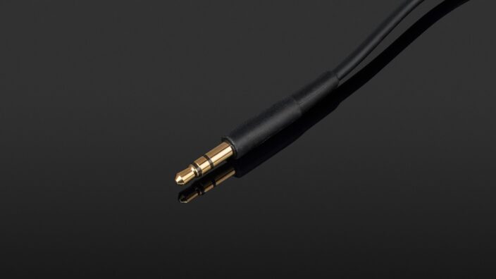 Bowers & Wilkins PX7