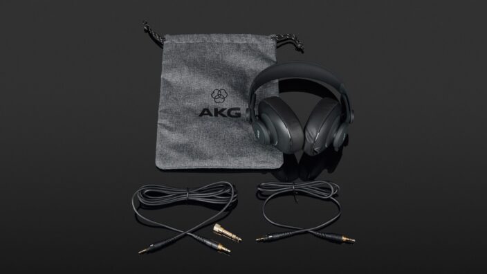AKG K361