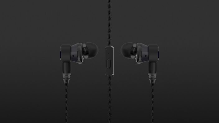 Creative Aurvana Trio