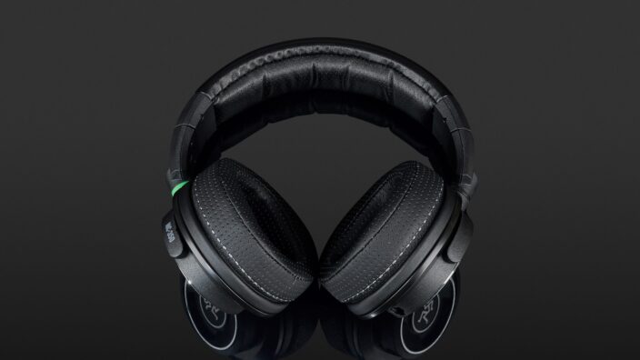Mackie MC-350