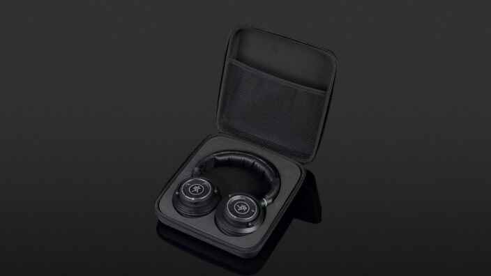 Mackie MC-350