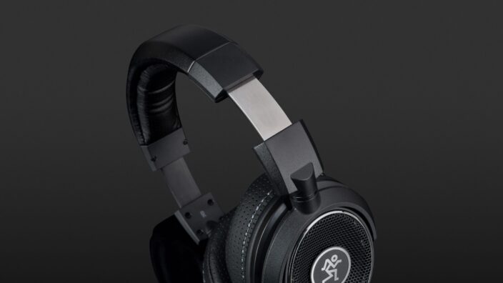 Mackie MC-450