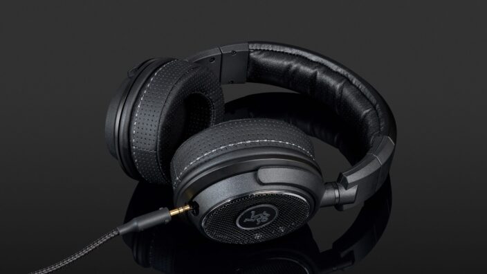 Mackie MC-450
