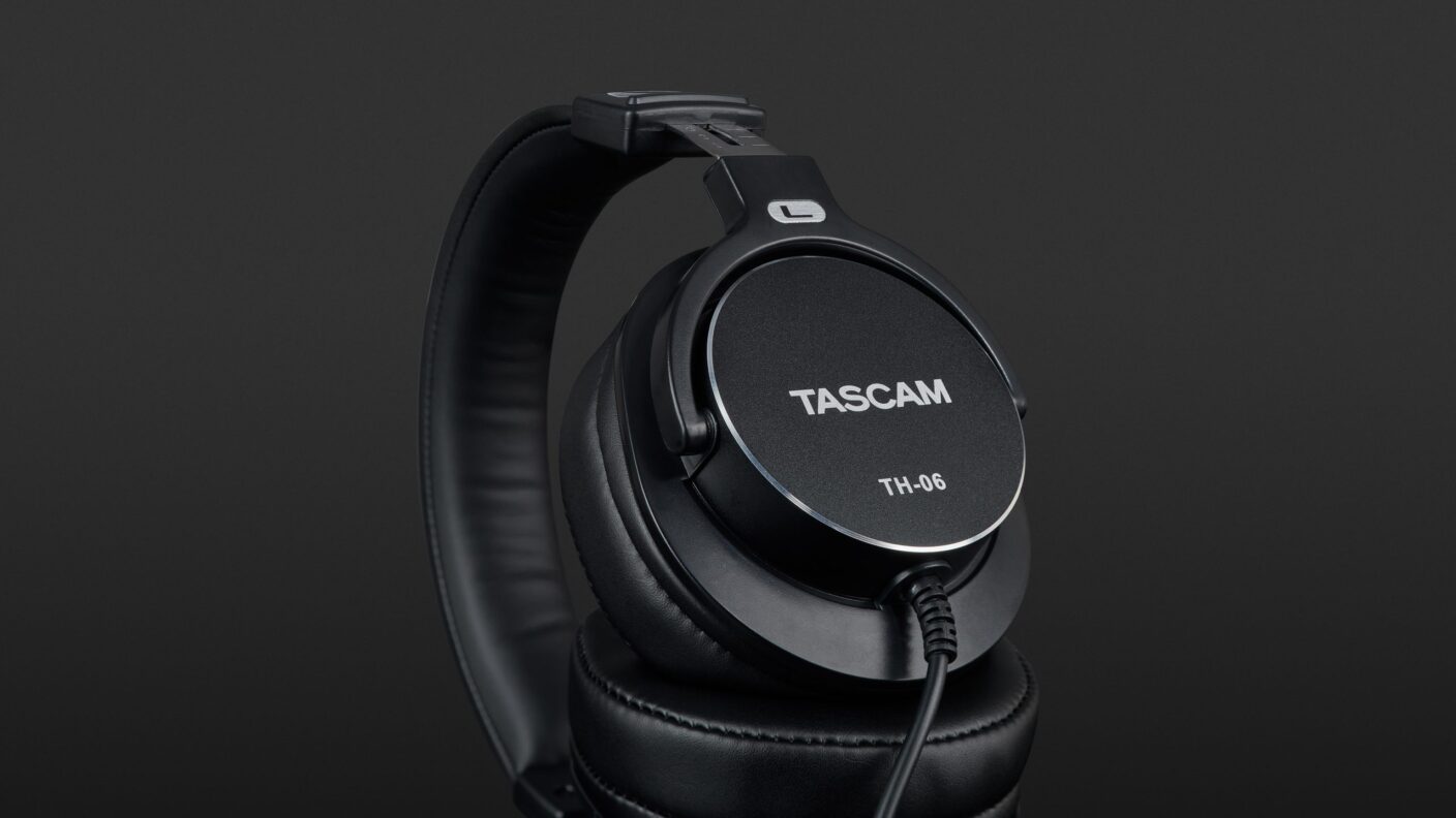 Tascam TH-06