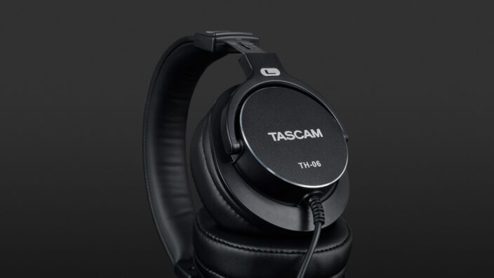 Tascam TH-06