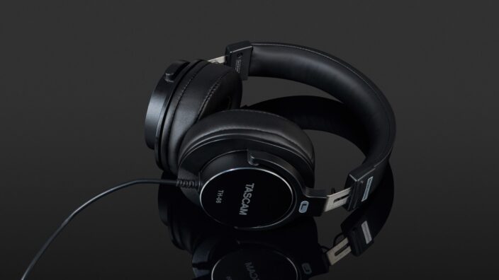 Tascam TH-06