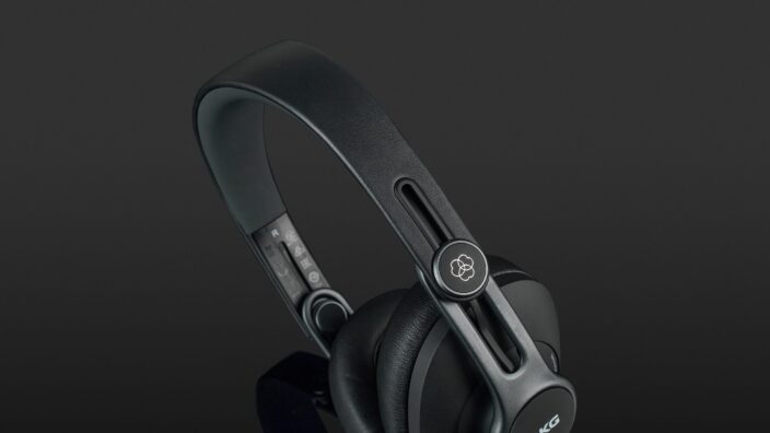 AKG K371-BT