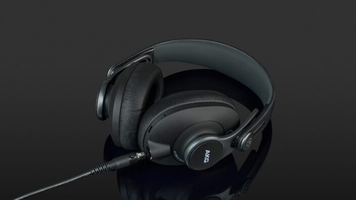 AKG K371-BT