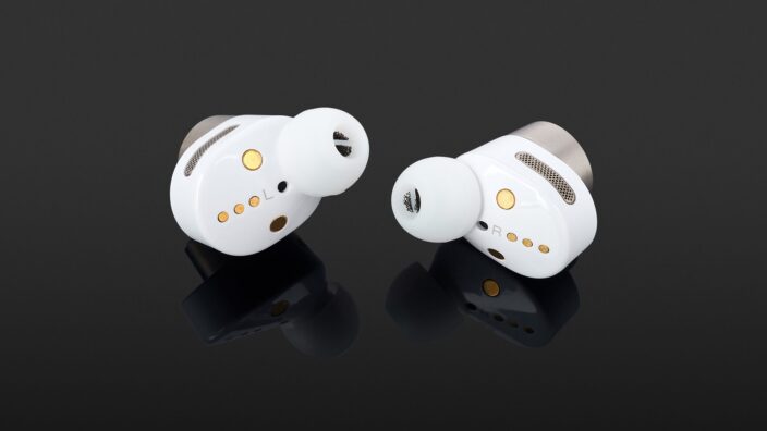Bowers & Wilkins PI7