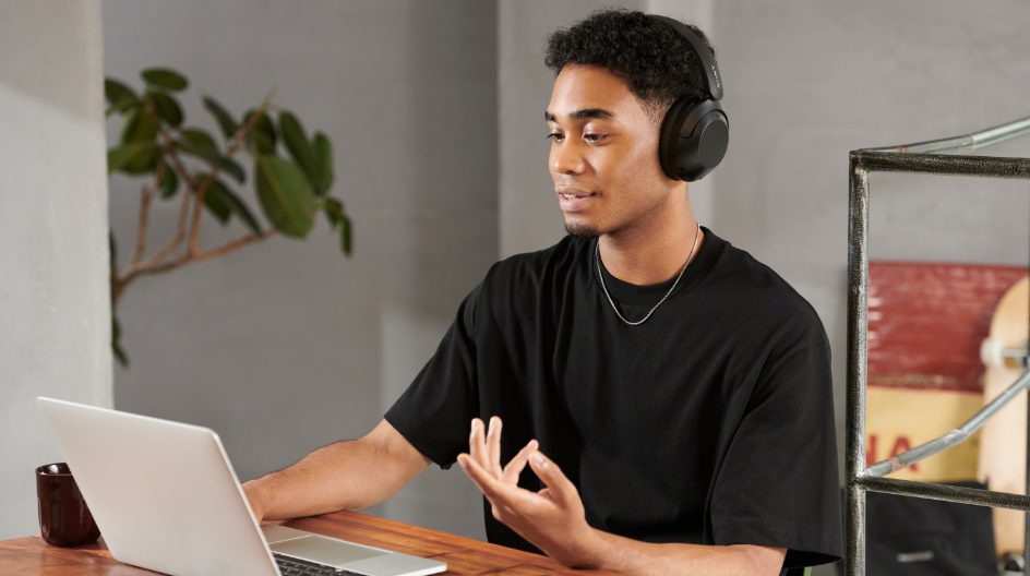 Sony WH-XB910N